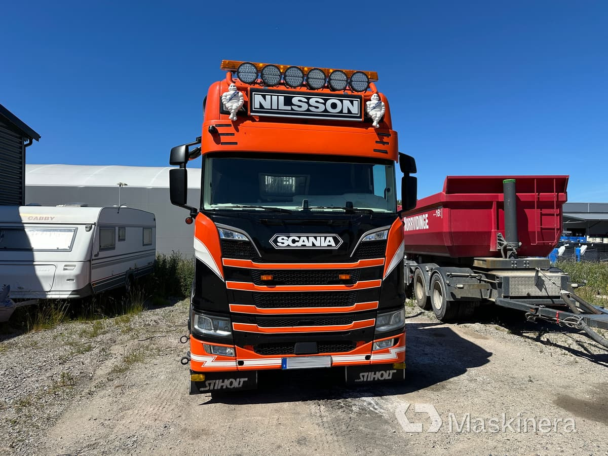 Timmerbil Scania R650B 6X4 NB - Camión forestal: foto 2 Timmerbil Scania R650B 6X4 NB - Camión forestal: foto 2
