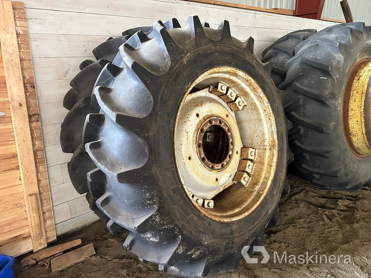 Traktordäck GoodYear 18.4-38 Risdäck - Neumático para Maquinaria agrícola: foto 1 Traktordäck GoodYear 18.4-38 Risdäck - Neumático para Maquinaria agrícola: foto 1