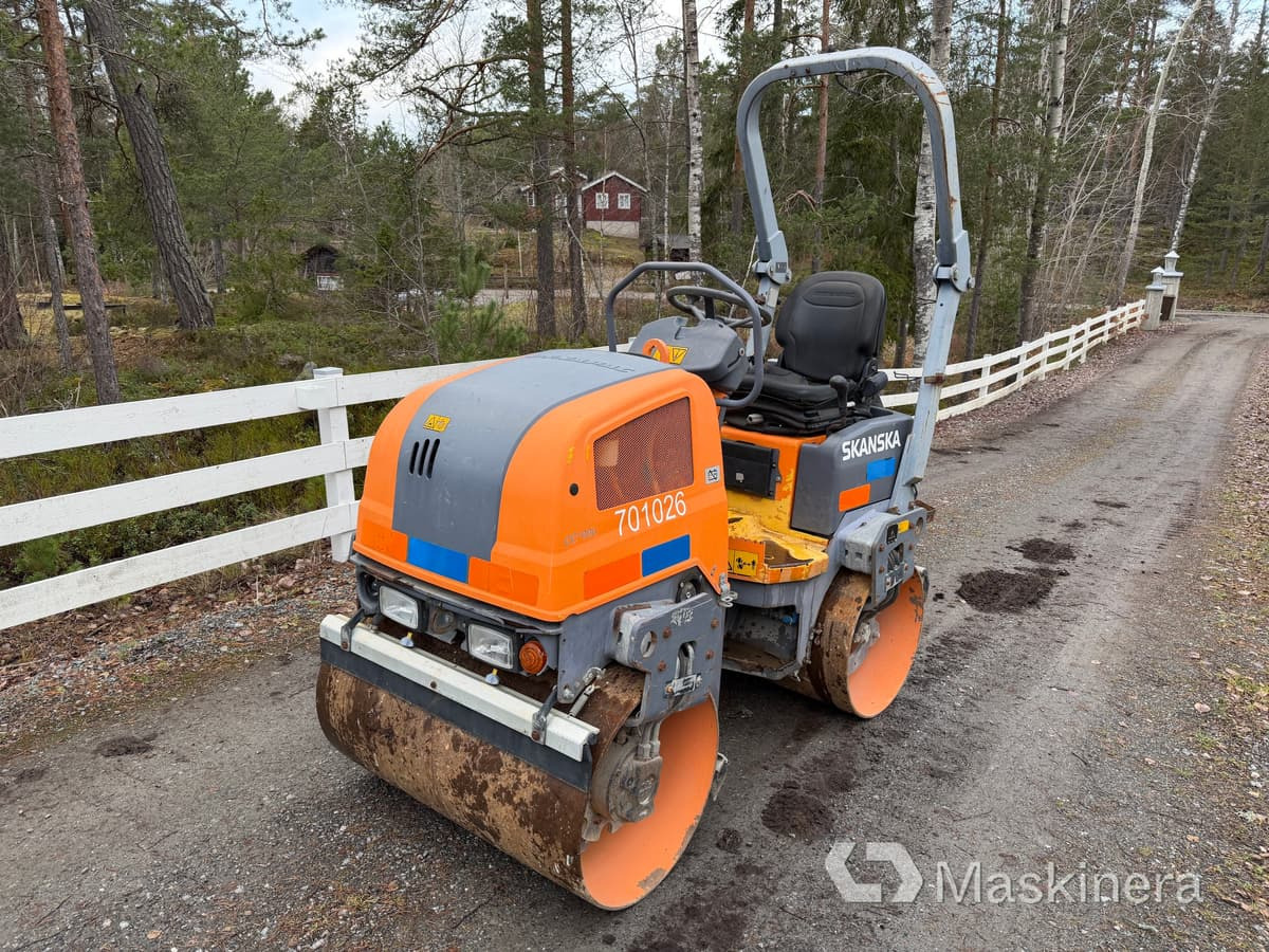 Vält Dynapac CC1000 - Apisonadora de asfalto: foto 1 Vält Dynapac CC1000 - Apisonadora de asfalto: foto 1