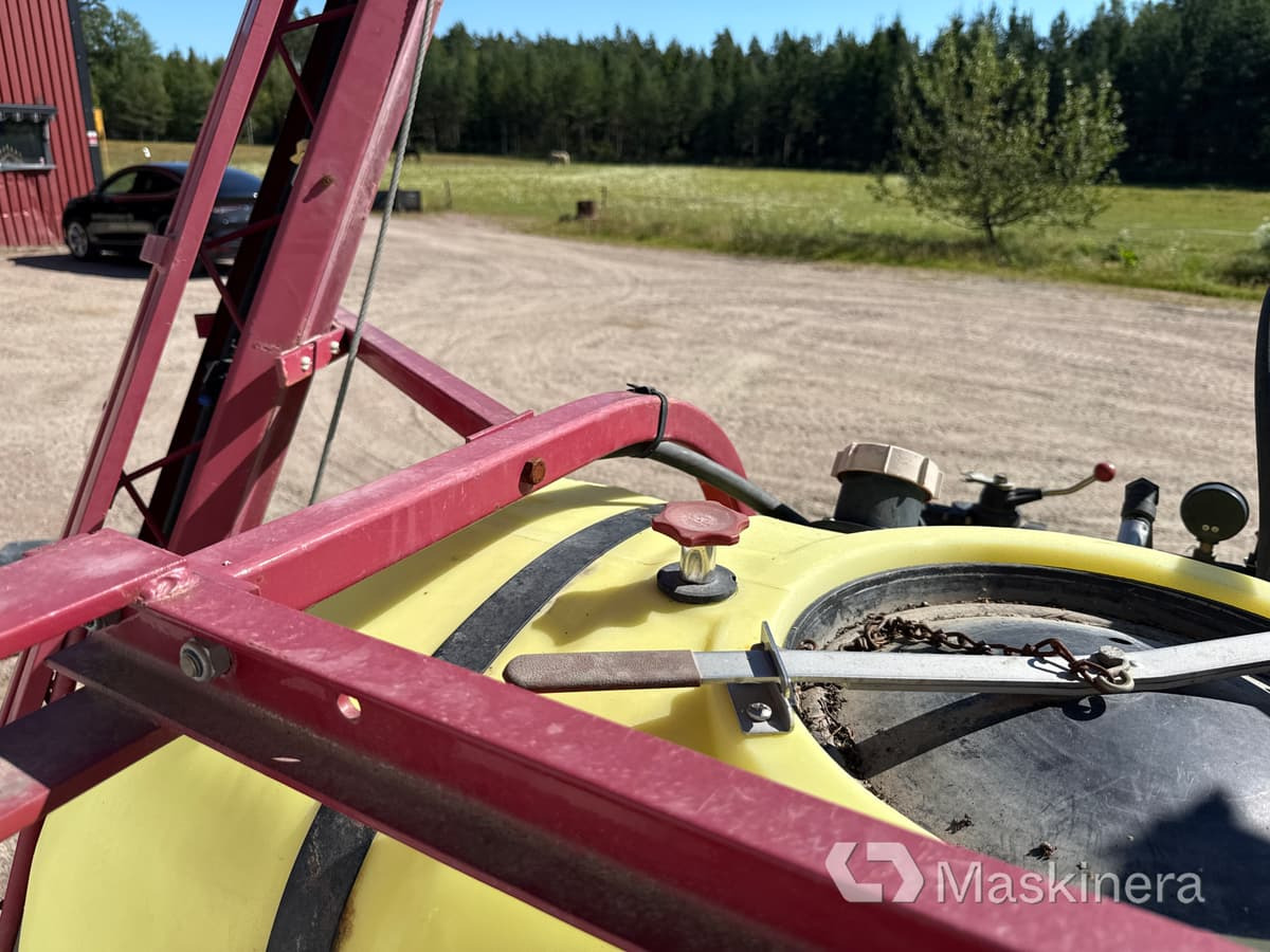 Pulverizador suspendido Växtskyddsspruta Hardi LXY1000: foto 16
