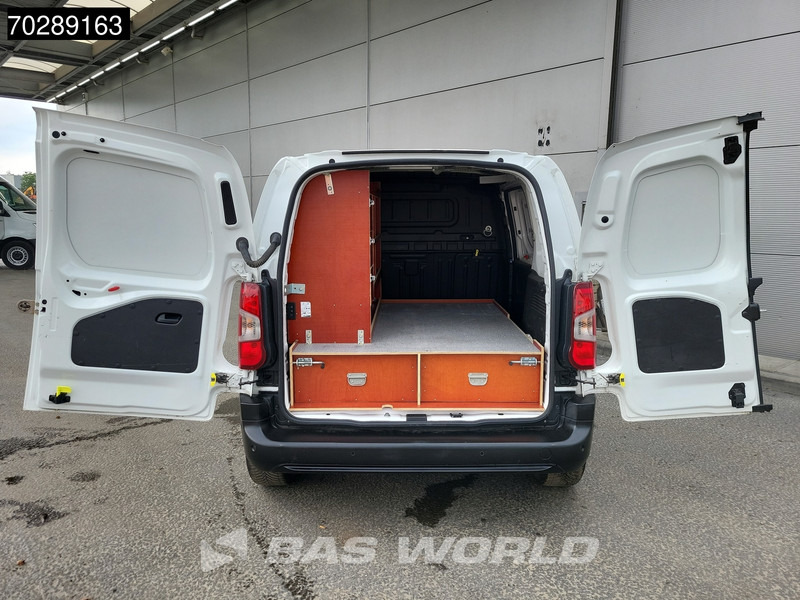 Citroën Berlingo 110Pk Automaat Emissievrij! L1H1 Navi Airco Cruise Parkeersensoren Euro6 L1 3m3 Airco Cruise control - Furgoneta pequeña: foto 3 Citroën Berlingo 110Pk Automaat Emissievrij! L1H1 Navi Airco Cruise Parkeersensoren Euro6 L1 3m3 Airco Cruise control - Furgoneta pequeña: foto 3