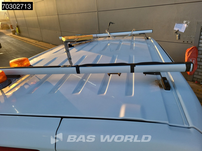 Furgoneta pequeña Citroën Berlingo 130pk Emissievrij Automaat Benzine L1H1 Navi Airco Cruise Parkeersensoren Imperiaal L1 Kompakt Airco Cruise control: foto 18 Furgoneta pequeña Citroën Berlingo 130pk Emissievrij Automaat Benzine L1H1 Navi Airco Cruise Parkeersensoren Imperiaal L1 Kompakt Airco Cruise control: foto 18