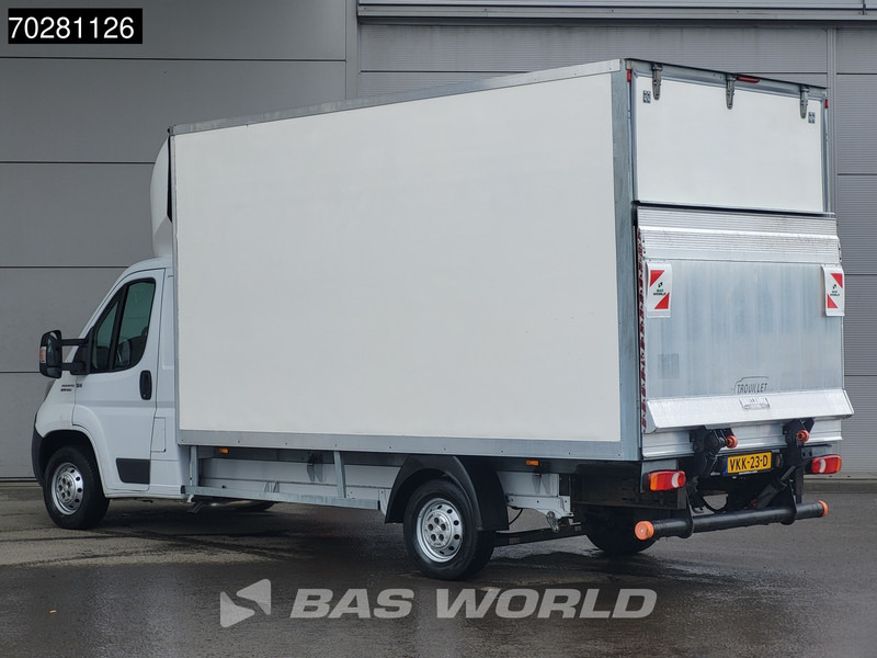 Fiat Ducato 130pk Euro6 Laadklep Bakwagen Zijdeur Airco Cruise Meubelbak Koffer 20m3 Airco Cruise control - Furgoneta caja cerrada: foto 2 Fiat Ducato 130pk Euro6 Laadklep Bakwagen Zijdeur Airco Cruise Meubelbak Koffer 20m3 Airco Cruise control - Furgoneta caja cerrada: foto 2