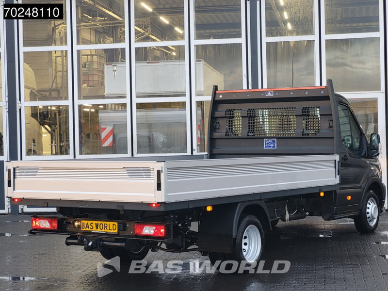 Ford Transit 165pk Open laadbak Dubbellucht Pritsche Trekhaak Airco Cruise Camera Airco Trekhaak Cruise control - Furgoneta caja abierta: foto 5 Ford Transit 165pk Open laadbak Dubbellucht Pritsche Trekhaak Airco Cruise Camera Airco Trekhaak Cruise control - Furgoneta caja abierta: foto 5