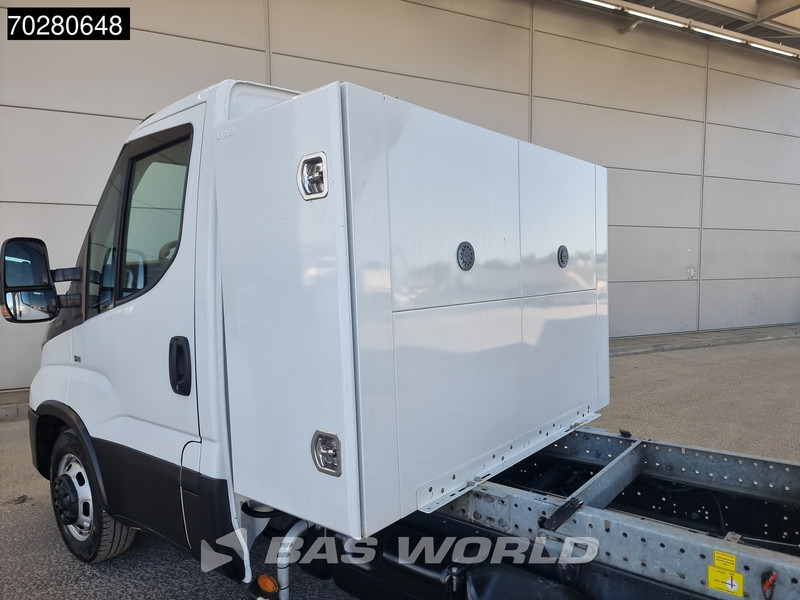 Iveco Daily 35C14 Kipper met Kist Dubbellucht 3,5t Trekhaak Airco Cruise Camera Euro6 Tipper Benne Kieper Airco Trekhaak Cruise control - Furgoneta basculante: foto 3 Iveco Daily 35C14 Kipper met Kist Dubbellucht 3,5t Trekhaak Airco Cruise Camera Euro6 Tipper Benne Kieper Airco Trekhaak Cruise control - Furgoneta basculante: foto 3