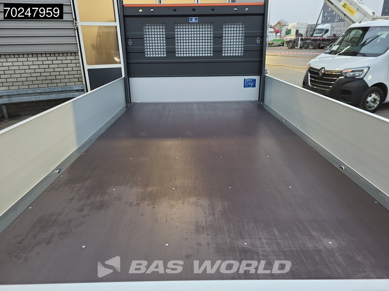 Iveco Daily 35C18 3.0 180PK Nwe model 2025 Dubbel Cabine Open laadbak Navi ACC LED 3,5T Trekvermogen Pritsche Pickup 3m3 Airco Dubbel cabine - Furgoneta caja abierta: foto 3 Iveco Daily 35C18 3.0 180PK Nwe model 2025 Dubbel Cabine Open laadbak Navi ACC LED 3,5T Trekvermogen Pritsche Pickup 3m3 Airco Dubbel cabine - Furgoneta caja abierta: foto 3