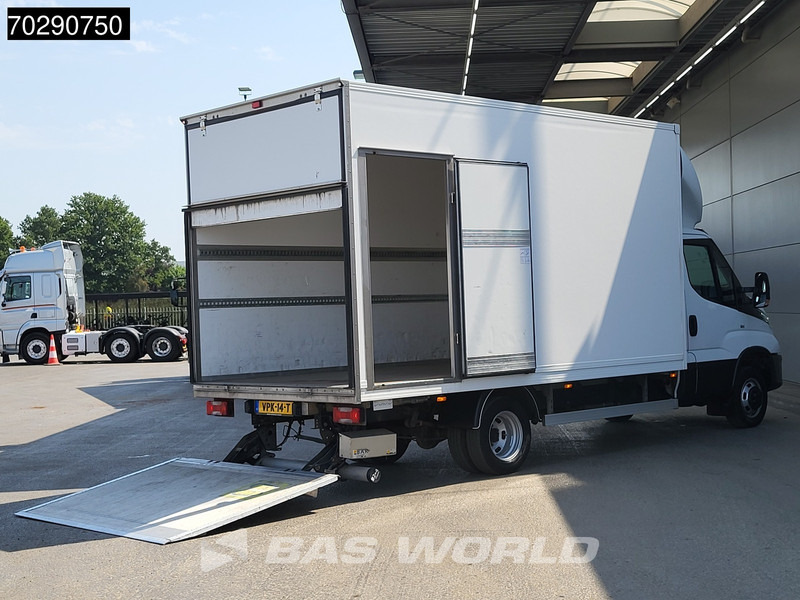 Iveco Daily 35C18 3.0L Laadklep Automaat Zijdeur Bakwagen Dubbellucht LED Cruise Airco Euro6 Meubelbak Koffer 22m3 Airco Cruise control - Furgoneta caja cerrada: foto 3 Iveco Daily 35C18 3.0L Laadklep Automaat Zijdeur Bakwagen Dubbellucht LED Cruise Airco Euro6 Meubelbak Koffer 22m3 Airco Cruise control - Furgoneta caja cerrada: foto 3