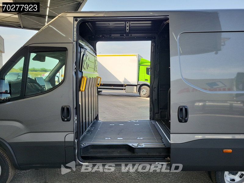 Iveco Daily 35C21 3.0L Automaat 2x Schuifdeur L2H2 210PK 3,5t Trekhaak ACC LED Camera Parkeersensoren Euro6 L2 12m3 Airco Trekhaak - Furgón: foto 3 Iveco Daily 35C21 3.0L Automaat 2x Schuifdeur L2H2 210PK 3,5t Trekhaak ACC LED Camera Parkeersensoren Euro6 L2 12m3 Airco Trekhaak - Furgón: foto 3