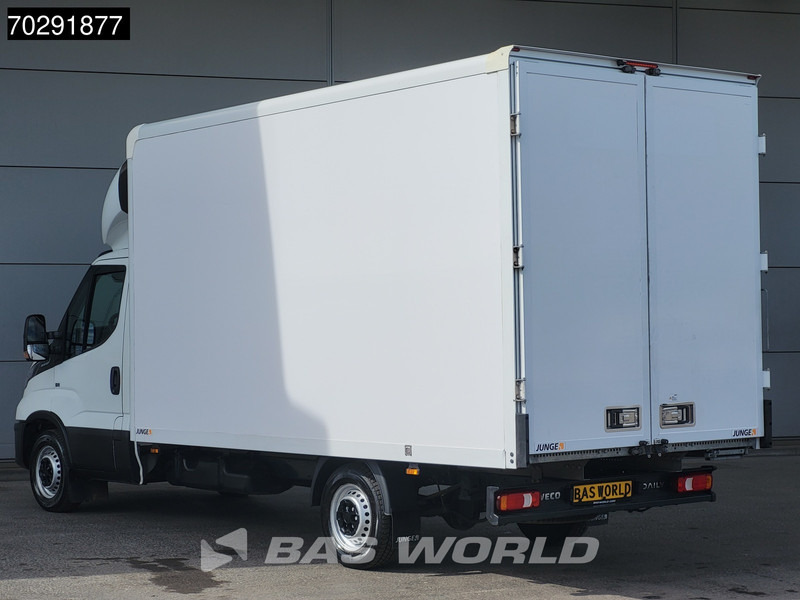 Iveco Daily 35S16 Automaat Bakwagen 160PK Achterdeuren Airco Camera Euro6 Meubelbak Koffer 21m3 Airco - Furgoneta caja cerrada: foto 2 Iveco Daily 35S16 Automaat Bakwagen 160PK Achterdeuren Airco Camera Euro6 Meubelbak Koffer 21m3 Airco - Furgoneta caja cerrada: foto 2