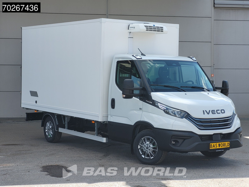 Iveco Daily 35S18 3.0L Koelwagen Thermoking C-250 LED ACC Navi Airco Koel Koeler Kühl Kühler Bakwagen Kühlkoffer 17m3 Airco - Furgoneta frigorifica: foto 5 Iveco Daily 35S18 3.0L Koelwagen Thermoking C-250 LED ACC Navi Airco Koel Koeler Kühl Kühler Bakwagen Kühlkoffer 17m3 Airco - Furgoneta frigorifica: foto 5