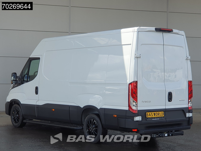 Iveco Daily 35S21 3.0L Automaat Black Edition 2025 model L2H2 Trekhaak Tacho ACC LED CarPlay Velgen Camera 12m3 Airco Trekhaak - Furgón: foto 2 Iveco Daily 35S21 3.0L Automaat Black Edition 2025 model L2H2 Trekhaak Tacho ACC LED CarPlay Velgen Camera 12m3 Airco Trekhaak - Furgón: foto 2