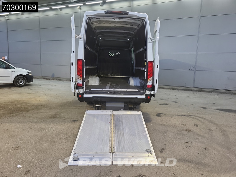 Iveco Daily 50C18 3.0L Laadklep Automaat Dubbellucht 180PK L3H2 Cruise Euro6 L3 Cruise control - Furgón: foto 3 Iveco Daily 50C18 3.0L Laadklep Automaat Dubbellucht 180PK L3H2 Cruise Euro6 L3 Cruise control - Furgón: foto 3