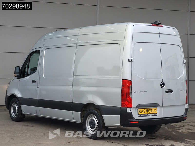 Mercedes-Benz Sprinter 315 CDI Automaat L2H2 150PK Airco Camera Parkeersensoren MBUX CarPlay Euro6 L2 12m3 Airco - Furgoneta pequeña: foto 2 Mercedes-Benz Sprinter 315 CDI Automaat L2H2 150PK Airco Camera Parkeersensoren MBUX CarPlay Euro6 L2 12m3 Airco - Furgoneta pequeña: foto 2