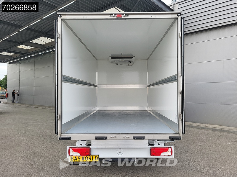 Mercedes-Benz Sprinter 315 CDI Koelwagen Achterdeuren Thermo King C-250 Airco MBUX Koel Koeler Kühl Kühler Kühlwagen Kühlkoffer 17m3 Airco - Furgoneta frigorifica: foto 3 Mercedes-Benz Sprinter 315 CDI Koelwagen Achterdeuren Thermo King C-250 Airco MBUX Koel Koeler Kühl Kühler Kühlwagen Kühlkoffer 17m3 Airco - Furgoneta frigorifica: foto 3
