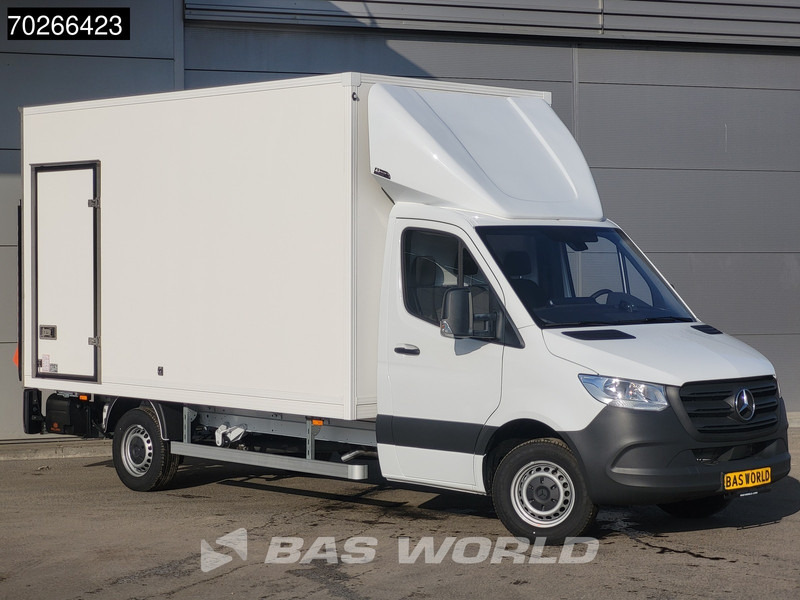 Mercedes-Benz Sprinter 317 CDI Automaat Laadklep Zijdeur Bakwagen Navi Airco Cruise MBUX Euro6 Meubelbak Koffer 12m3 Airco Cruise control - Furgoneta caja cerrada: foto 5 Mercedes-Benz Sprinter 317 CDI Automaat Laadklep Zijdeur Bakwagen Navi Airco Cruise MBUX Euro6 Meubelbak Koffer 12m3 Airco Cruise control - Furgoneta caja cerrada: foto 5