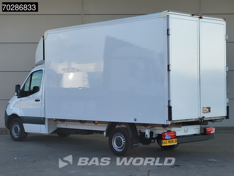 Mercedes-Benz Sprinter 317 CDI Bakwagen Automaat Achterdeuren Airco Camera Euro6 Meubelbak Koffer 21m3 Airco - Furgoneta caja cerrada: foto 2 Mercedes-Benz Sprinter 317 CDI Bakwagen Automaat Achterdeuren Airco Camera Euro6 Meubelbak Koffer 21m3 Airco - Furgoneta caja cerrada: foto 2