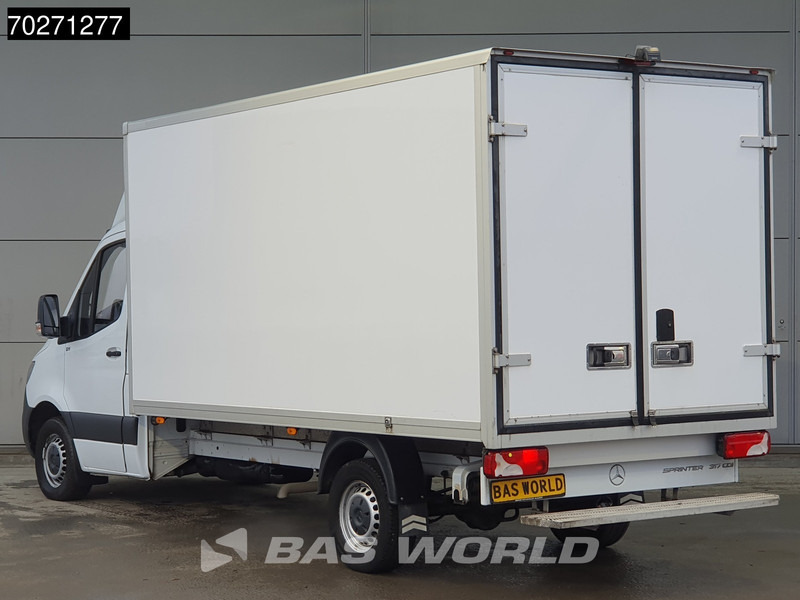 Mercedes-Benz Sprinter 317 CDI Koelwagen Automaat Carrier Xarios 350 230V stekker Cruise Airco Camera Koel Kühlkoffer Koeler Bakwagen 17m3 Airco Cruise - Furgoneta frigorifica: foto 2 Mercedes-Benz Sprinter 317 CDI Koelwagen Automaat Carrier Xarios 350 230V stekker Cruise Airco Camera Koel Kühlkoffer Koeler Bakwagen 17m3 Airco Cruise - Furgoneta frigorifica: foto 2