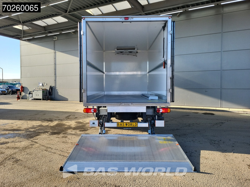 Renault Master 165PK Laadklep -15 Vriezer Koelwagen Thermo King V-200 MAX 230V stekker Koeler Vries Kühlwagen Bakwagen Kühlkoffer 17m3 Airco Cruise c - Furgoneta frigorifica: foto 3 Renault Master 165PK Laadklep -15 Vriezer Koelwagen Thermo King V-200 MAX 230V stekker Koeler Vries Kühlwagen Bakwagen Kühlkoffer 17m3 Airco Cruise c - Furgoneta frigorifica: foto 3