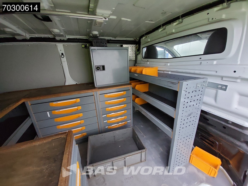 Furgoneta pequeña Renault Trafic 145pk L2H1 Airco Imperiaal Werkplaatsinrichting Euro6 L2 Airco: foto 8 Furgoneta pequeña Renault Trafic 145pk L2H1 Airco Imperiaal Werkplaatsinrichting Euro6 L2 Airco: foto 8