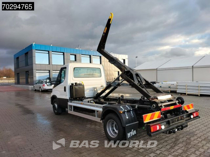 Iveco Daily 70C18 5 Tonnes Hooklift Euro 6 A/C - Furgoneta basculante: foto 2 Iveco Daily 70C18 5 Tonnes Hooklift Euro 6 A/C - Furgoneta basculante: foto 2