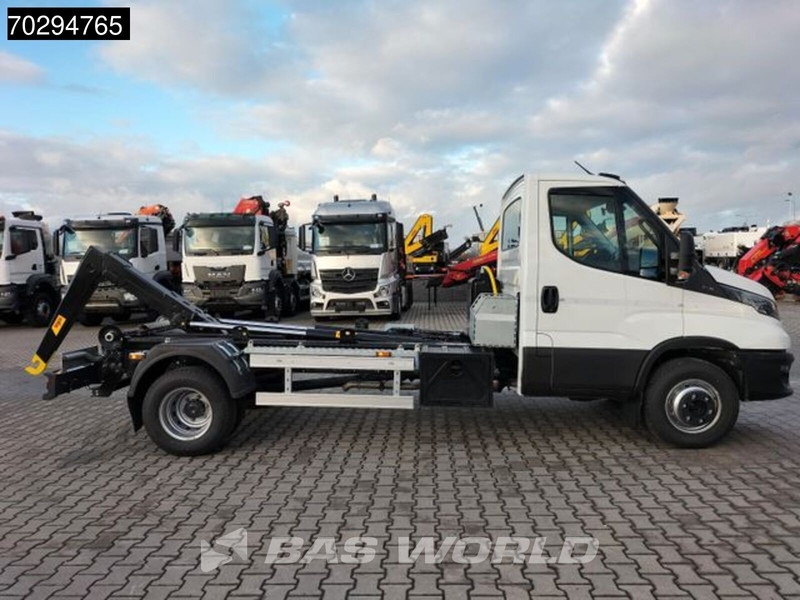 Leasing para Iveco Daily 70C18 5 Tonnes Hooklift Euro 6 A/C Iveco Daily 70C18 5 Tonnes Hooklift Euro 6 A/C: foto 9
