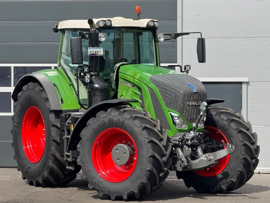 Fendt 930 Vario S4 Profi Plus - Tractor: foto 1 Fendt 930 Vario S4 Profi Plus - Tractor: foto 1