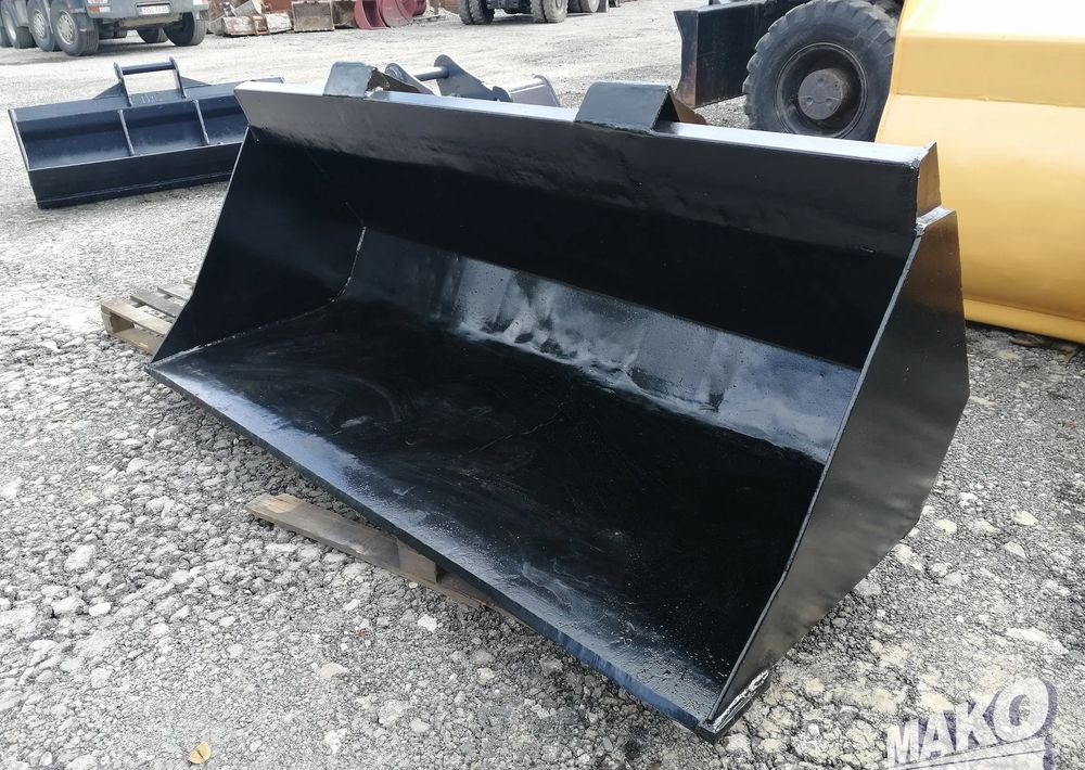 Implemento para Maquinaria de construcción Łyżka 220cm do ładowarki 1,3m³: foto 1