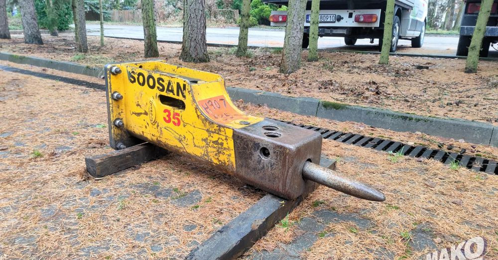 Młot hydrauliczny Soosan SQ35 230kg do koparki - Implemento para Maquinaria de construcción: foto 1 Młot hydrauliczny Soosan SQ35 230kg do koparki - Implemento para Maquinaria de construcción: foto 1