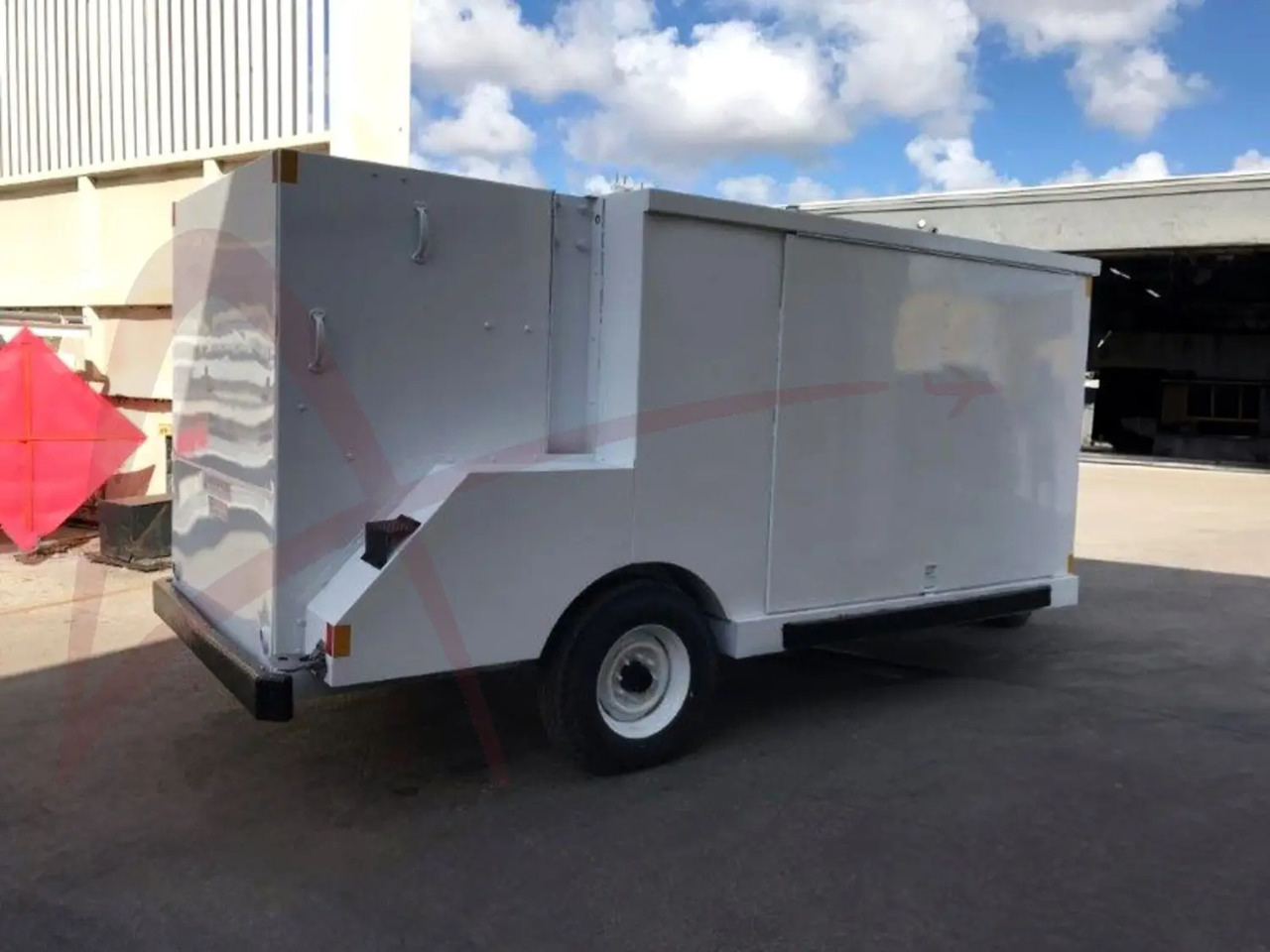 STEWART & STEVENSON TMAC-250 - Equipo de apoyo en tierra: foto 2 STEWART & STEVENSON TMAC-250 - Equipo de apoyo en tierra: foto 2