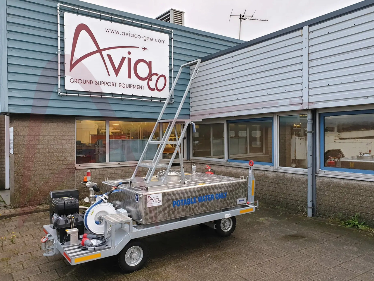 TIMSAN WSC1000 - Equipo de apoyo en tierra: foto 4 TIMSAN WSC1000 - Equipo de apoyo en tierra: foto 4