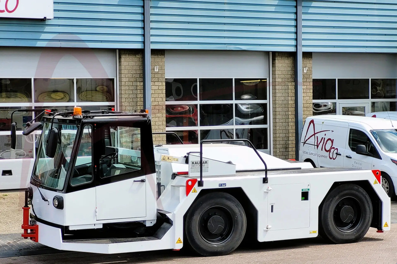 KALMAR MOTOR AB FB 250 - Remolcador de aviones: foto 5 KALMAR MOTOR AB FB 250 - Remolcador de aviones: foto 5