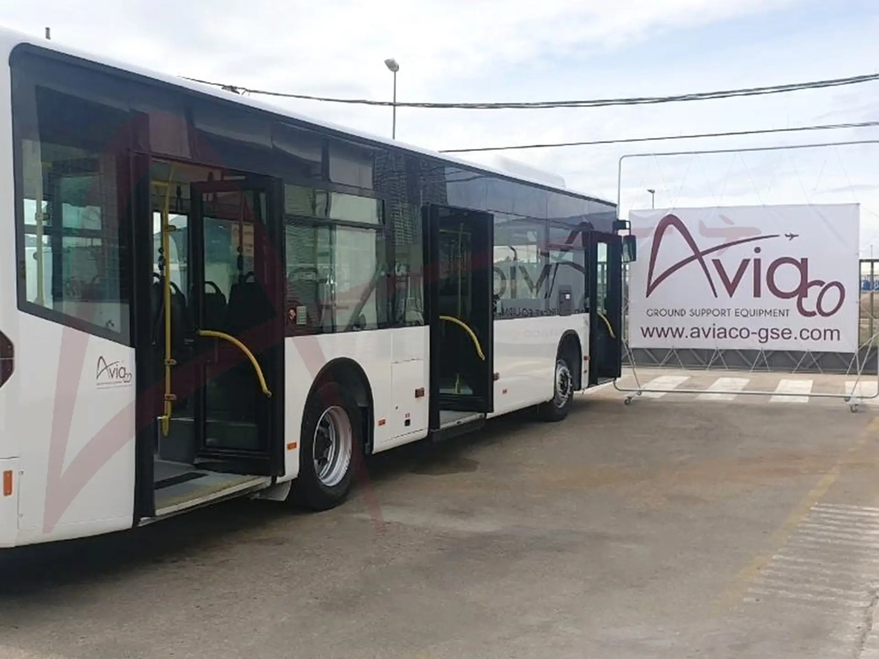 MERCEDES BENZ CITARO - Autobús lanzadera: foto 3 MERCEDES BENZ CITARO - Autobús lanzadera: foto 3