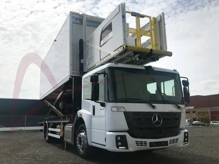 TECNOVE ECONIC 1827 - Camión de catering: foto 1 TECNOVE ECONIC 1827 - Camión de catering: foto 1