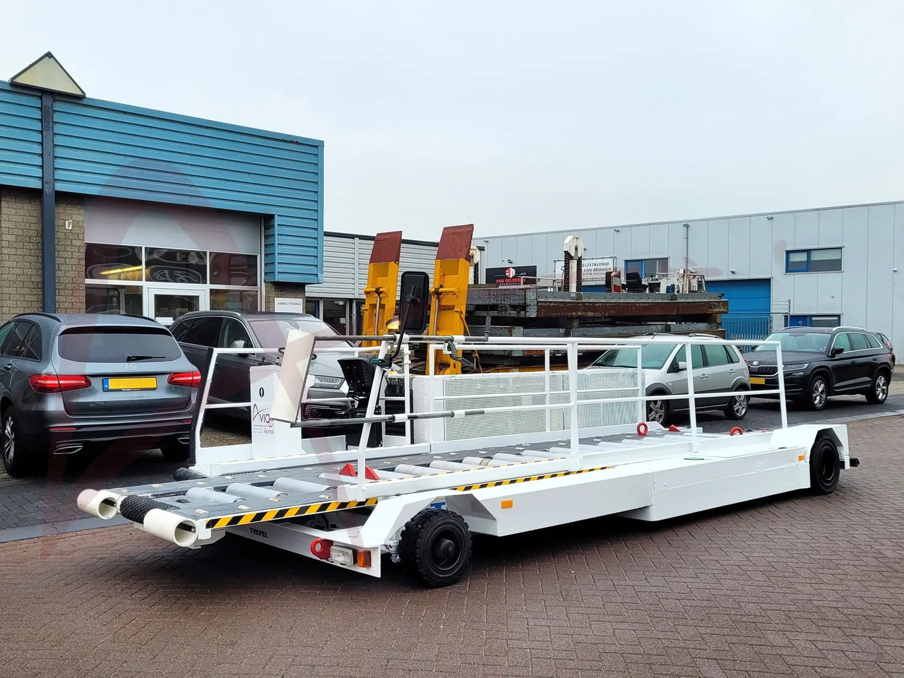 TREPEL CCL35/35 - Cargadora de contenedores/ Palets: foto 3 TREPEL CCL35/35 - Cargadora de contenedores/ Palets: foto 3