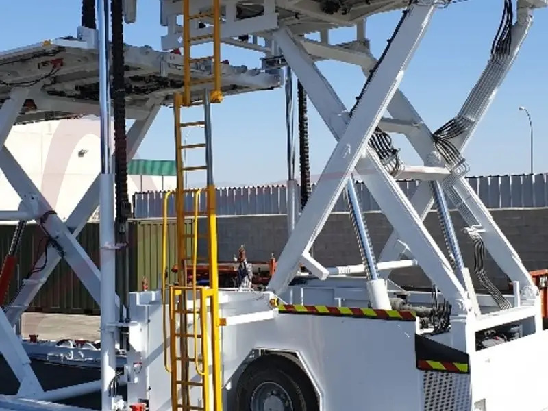 TREPEL CHAMP 300 - Cargadora de contenedores/ Palets: foto 3 TREPEL CHAMP 300 - Cargadora de contenedores/ Palets: foto 3