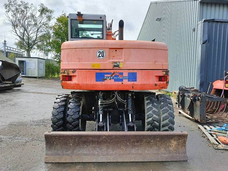 FIAT-HITACHI FH120W bandenkraan Wheel Excavator graafmachine - Excavadora de ruedas: foto 5 FIAT-HITACHI FH120W bandenkraan Wheel Excavator graafmachine - Excavadora de ruedas: foto 5
