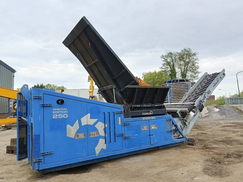 Forus eggersmann SE250 shredder wood waste 2017 1392 uur - Machacadora: foto 2 Forus eggersmann SE250 shredder wood waste 2017 1392 uur - Machacadora: foto 2