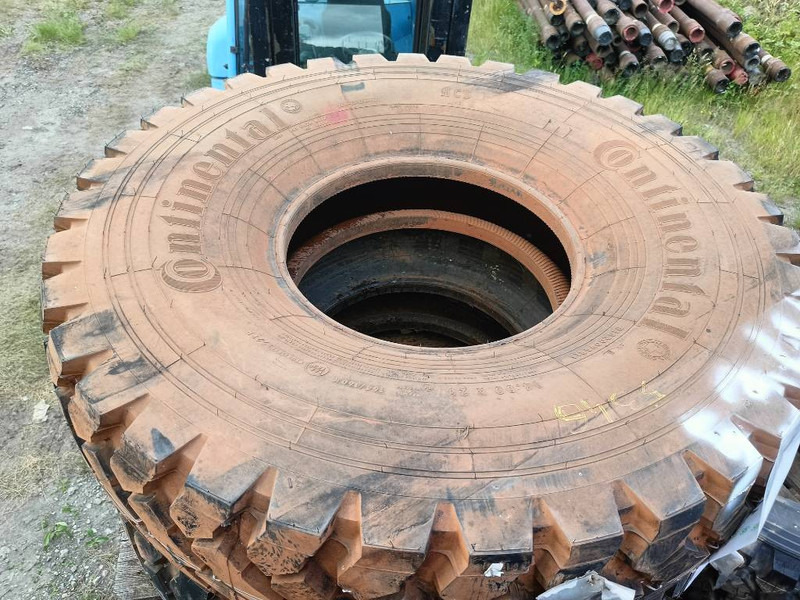 Michelin 12.00R20 , 14.00R20, 335/80R20 , 395/85R2 365/80R2 - Neumáticos y llantas para Maquinaria de construcción: foto 5 Michelin 12.00R20 , 14.00R20, 335/80R20 , 395/85R2 365/80R2 - Neumáticos y llantas para Maquinaria de construcción: foto 5