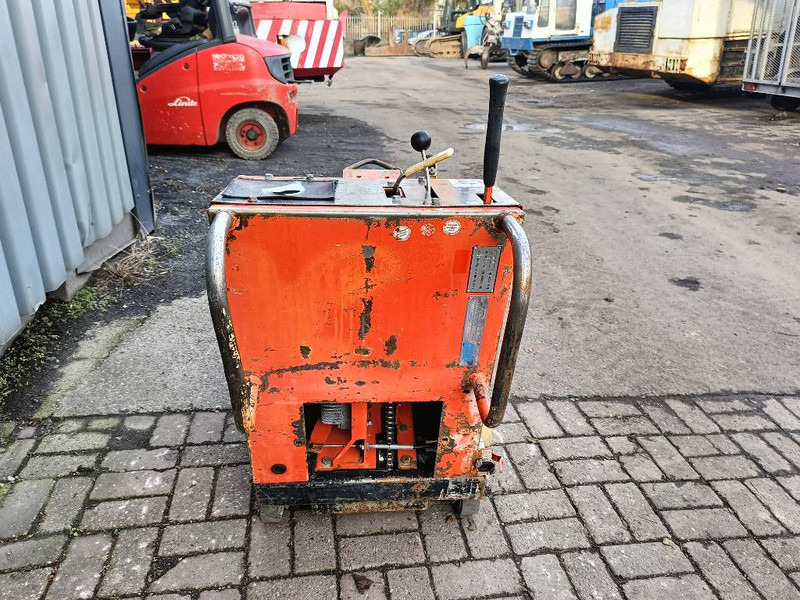 Norton CSB1 clipper zaag betonzaag machine 1994 - Construcción de carreteras: foto 5 Norton CSB1 clipper zaag betonzaag machine 1994 - Construcción de carreteras: foto 5