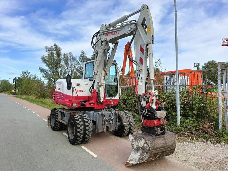 Excavadora de ruedas Takeuchi TB 295 W mobiele graafmachine mobile excavator: foto 10