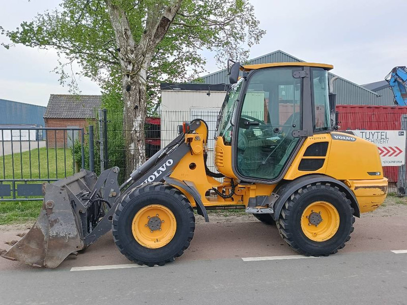 Volvo L 20 F-P shovel wiellader loader lader 2012 bak - Cargadora de ruedas: foto 1 Volvo L 20 F-P shovel wiellader loader lader 2012 bak - Cargadora de ruedas: foto 1