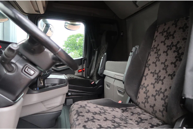 Leasing para Scania S450 NGS RETARDER/ 2X TANK/ ACC/ PARK CLIMA/ DIFF LOCK Scania S450 NGS RETARDER/ 2X TANK/ ACC/ PARK CLIMA/ DIFF LOCK: foto 13 Leasing para Scania S450 NGS RETARDER/ 2X TANK/ ACC/ PARK CLIMA/ DIFF LOCK Scania S450 NGS RETARDER/ 2X TANK/ ACC/ PARK CLIMA/ DIFF LOCK: foto 13