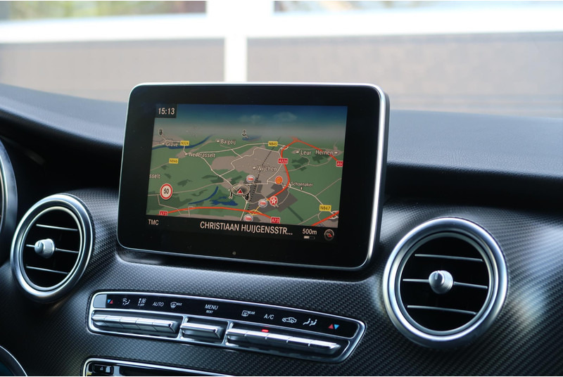 Mercedes-Benz V-Klasse 250d Lang DC Edition AUT/ 360/ LED/ 2X DEUR/ CLIMA/ CRUISE/ NAVI - Furgoneta pequeña, Furgoneta combi: foto 5 Mercedes-Benz V-Klasse 250d Lang DC Edition AUT/ 360/ LED/ 2X DEUR/ CLIMA/ CRUISE/ NAVI - Furgoneta pequeña, Furgoneta combi: foto 5