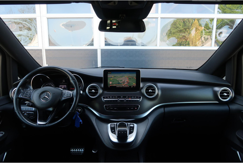 Mercedes-Benz V-Klasse 250d Lang DC Edition AUT/ 360/ LED/ 2X DEUR/ CLIMA/ CRUISE/ NAVI - Furgoneta pequeña, Furgoneta combi: foto 4 Mercedes-Benz V-Klasse 250d Lang DC Edition AUT/ 360/ LED/ 2X DEUR/ CLIMA/ CRUISE/ NAVI - Furgoneta pequeña, Furgoneta combi: foto 4