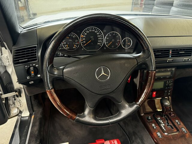 MERCEDES-BENZ SL 280 R 129 Scheckheft Mercedes - Descapotable: foto 5 MERCEDES-BENZ SL 280 R 129 Scheckheft Mercedes - Descapotable: foto 5