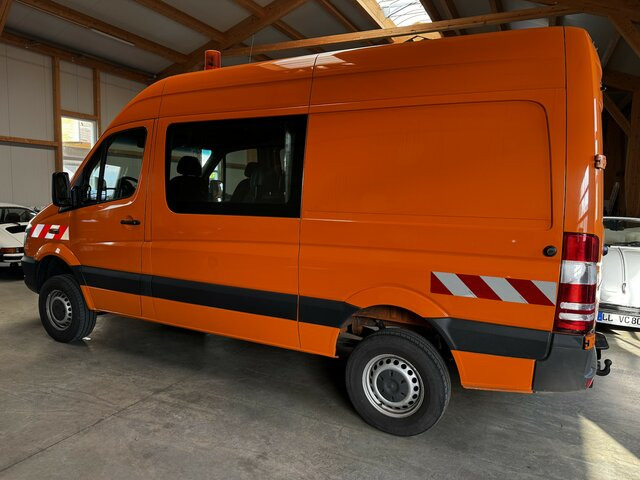 MERCEDES-BENZ Sprinter 316 CDI 4x4 Allrad L2H2 1. Hand! - Furgón, Furgoneta combi: foto 2 MERCEDES-BENZ Sprinter 316 CDI 4x4 Allrad L2H2 1. Hand! - Furgón, Furgoneta combi: foto 2