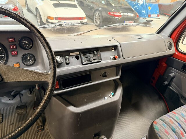 MERCEDES-BENZ T1 310 Bremer Doka perfekt!... - Furgoneta caja cerrada, Furgoneta combi: foto 5 MERCEDES-BENZ T1 310 Bremer Doka perfekt!... - Furgoneta caja cerrada, Furgoneta combi: foto 5