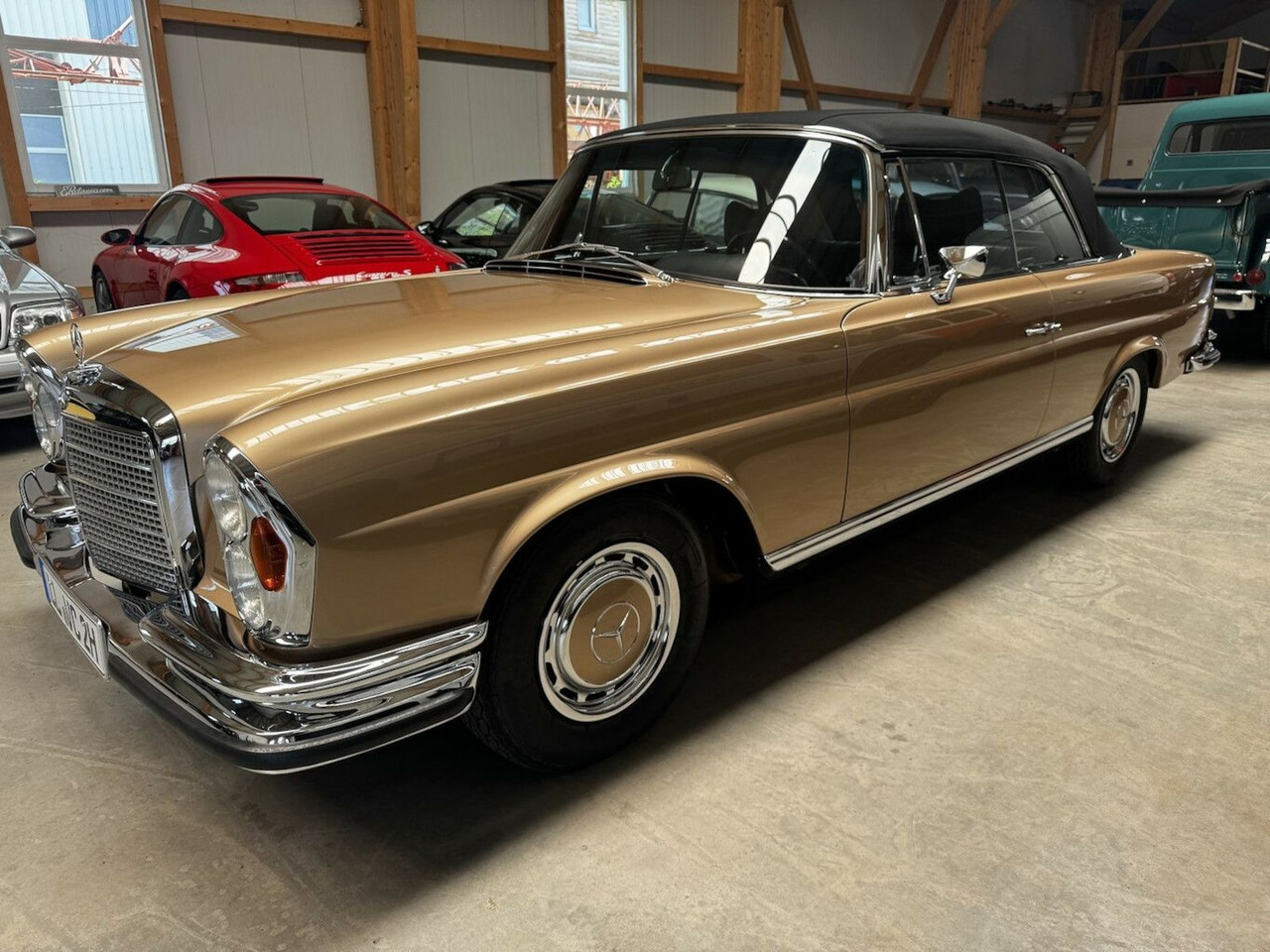 Mercedes-Benz 280 SE Cabrio W111 BRABUS-Classic Restauration - Coche: foto 4 Mercedes-Benz 280 SE Cabrio W111 BRABUS-Classic Restauration - Coche: foto 4