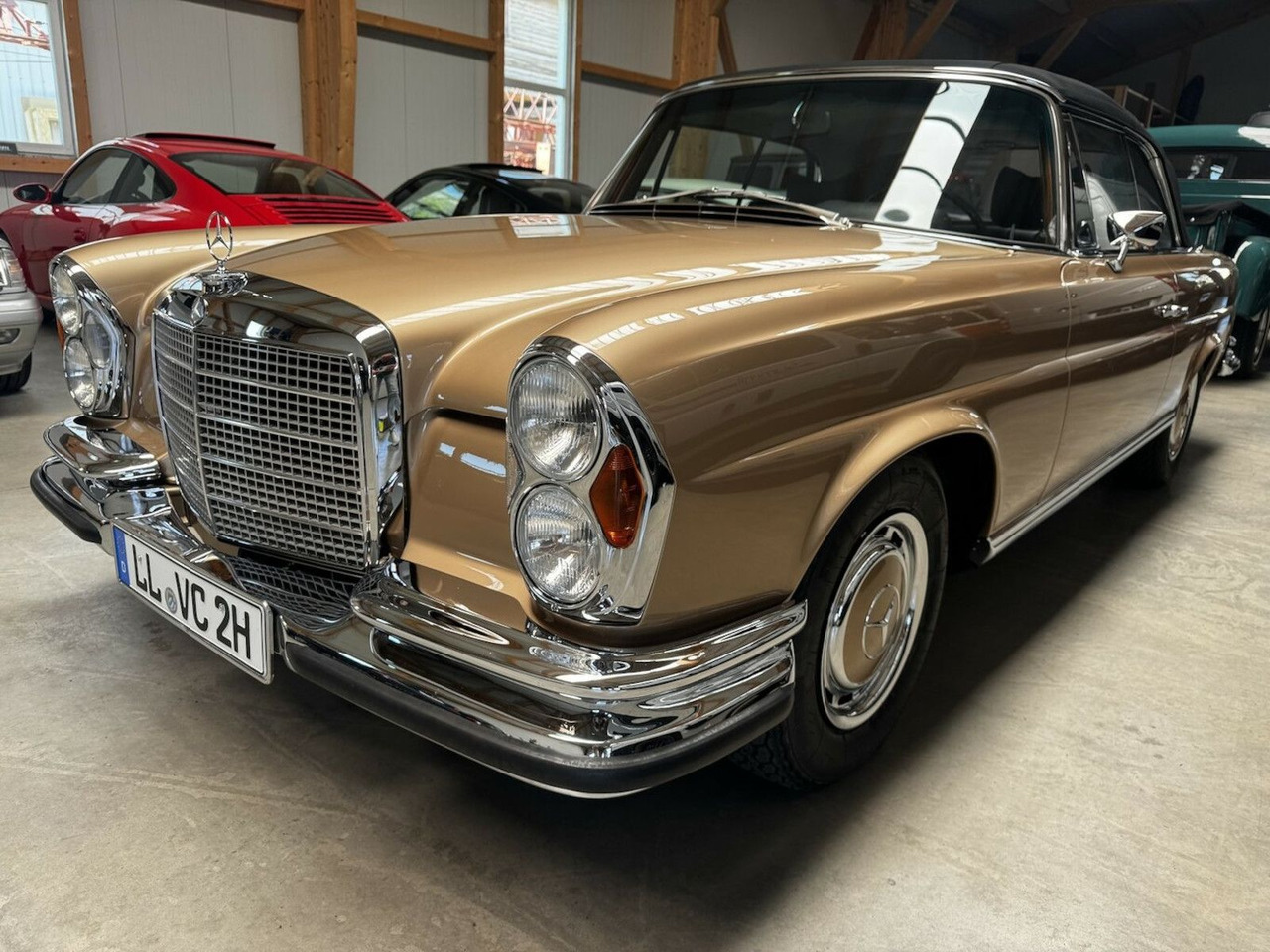 Mercedes-Benz 280 SE Cabrio W111 BRABUS-Classic Restauration - Coche: foto 3 Mercedes-Benz 280 SE Cabrio W111 BRABUS-Classic Restauration - Coche: foto 3