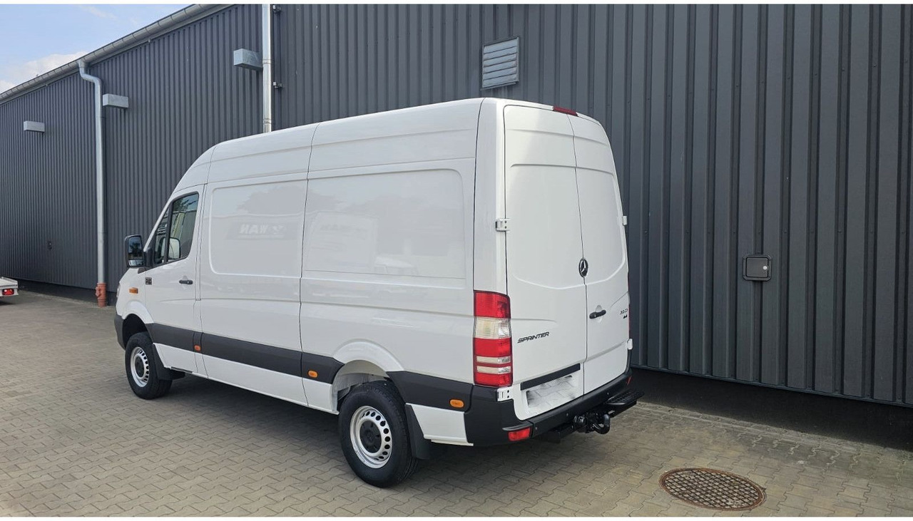 Mercedes-Benz Sprinter 319 CDI 4x4 3.0 V6 Untersetzung 1a! - Furgón: foto 3 Mercedes-Benz Sprinter 319 CDI 4x4 3.0 V6 Untersetzung 1a! - Furgón: foto 3